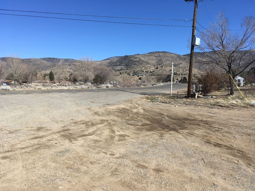 acre in Walker CA Hilton Creek