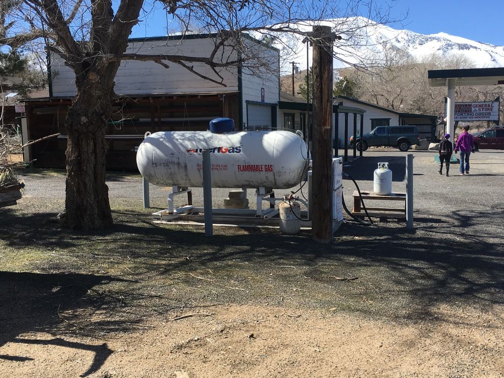 acre in Walker CA Hilton Creek